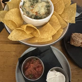 Batch Local Kitchen - Spinach Artichoke Dip - Cocktail Bars Near Me - West Palm Beach, Florida