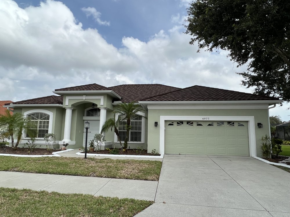 Slide of Guardian Roofing