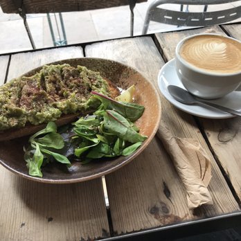 L'eau à La Bouche - Cafes Near Me - London, XGL