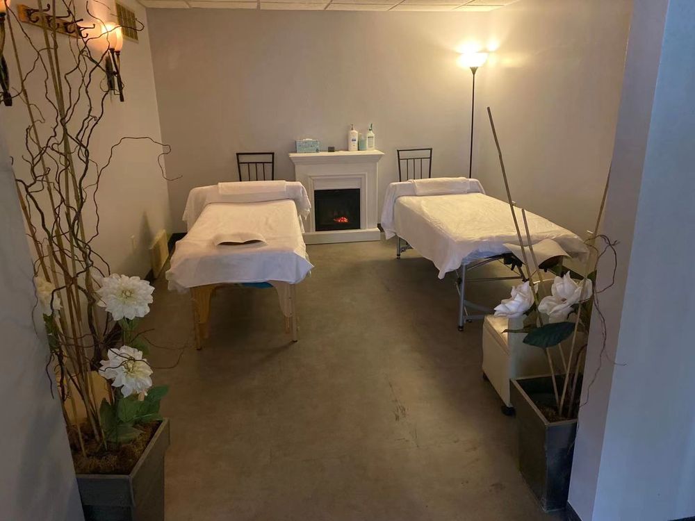 FOX THERAPY MASSAGE - Updated July 2026 - 1301 S Webster Ave, Green Bay ...