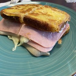 Java Hut - Legendary Monte Cristo Sandwich - Oconomowoc, WI style??