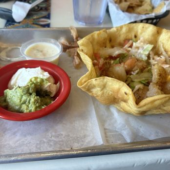 El Paso Tacos & Tequila - Taco salad with shrimp - Mexican Near Me - Sumter, South Carolina El Paso Tacos & Tequila - Taco salad with shrimp - Mexican Near Me - Sumter, South Carolina