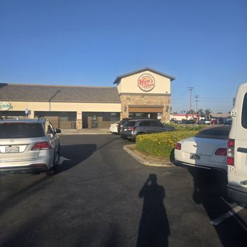 Mom’s House - Waffles Near Me - Bakersfield, California