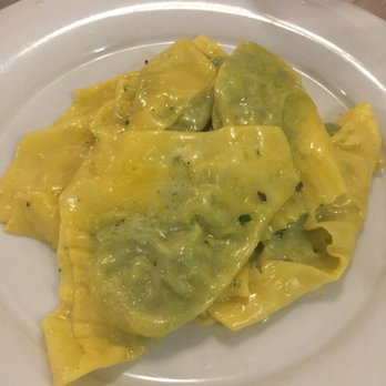 Colline Emiliane - Triangular Ravioli w/Ricotta, Chard and Sausage - 5/5 - Italian Near Me - Rome, RM Colline Emiliane - Triangular Ravioli w/Ricotta, Chard and Sausage - 5/5 - Italian Near Me - Rome, RM