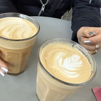 Sqirl - Perfect espresso drinks: a latte and a vegan dirty chai - New American Near Me - Los Angeles, California Sqirl - Perfect espresso drinks: a latte and a vegan dirty chai - New American Near Me - Los Angeles, California