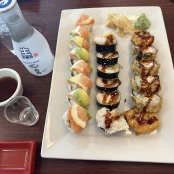 Sushi & Maki - Wyoming State Roll, Shrimp Tempura Roll, New Mexico State Roll 10/10 recommend. Hidden gem. - Sushi Bars Near Me - Portland, Oregon Sushi & Maki - Wyoming State Roll, Shrimp Tempura Roll, New Mexico State Roll 10/10 recommend. Hidden gem. - Sushi Bars Near Me - Portland, Oregon