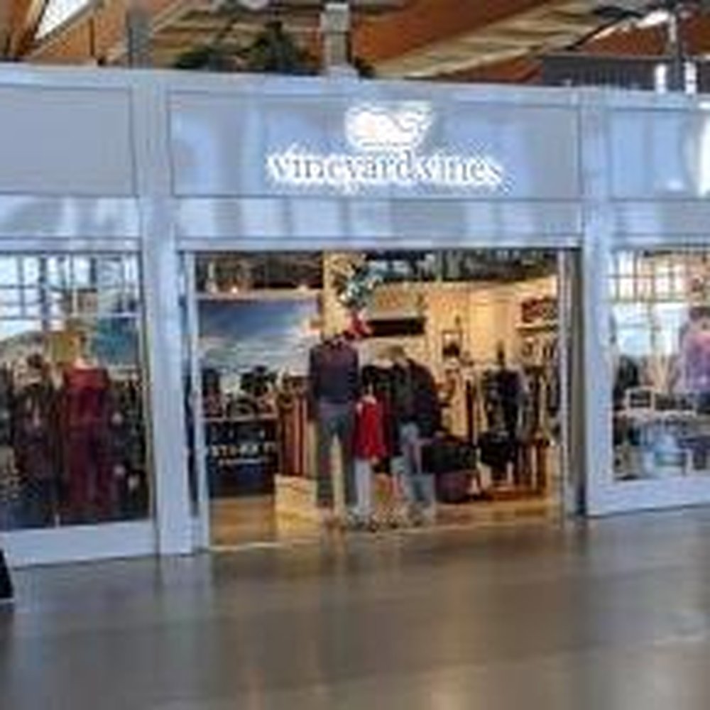 Vineyard Vines - Vineyard Vines at RDU, Morrisville NC - Men's Clothing Near Me - Morrisville, North Carolina Vineyard Vines - Vineyard Vines at RDU, Morrisville NC - Men's Clothing Near Me - Morrisville, North Carolina
