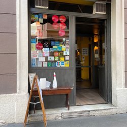 Giulio Pane & Ojo - Entryway