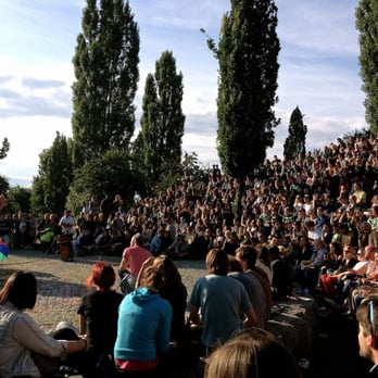 Karaoke Im Mauerpark - Karaoke Near Me - Berlin, BE
