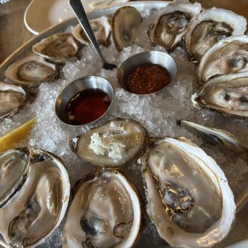 Claddagh Oyster House - 3 types of oysters - Seafood Near Me - Charlottetown, Prince Edward Island Claddagh Oyster House - 3 types of oysters - Seafood Near Me - Charlottetown, Prince Edward Island