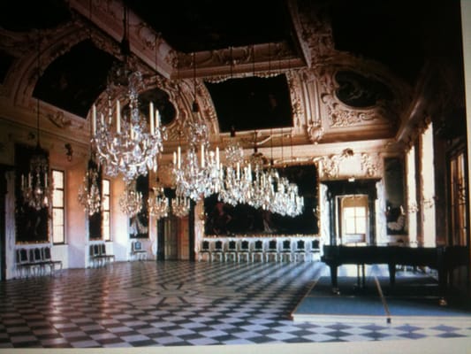 Schloss Eggenberg by null