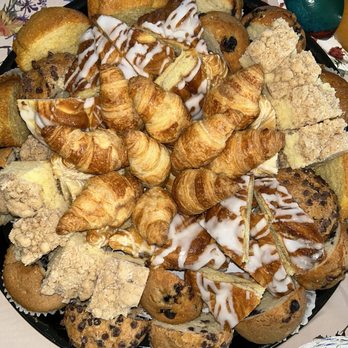 Scotty's Marketplace - Dessert platter - Grocery Near Me - Staten Island, New York Scotty's Marketplace - Dessert platter - Grocery Near Me - Staten Island, New York
