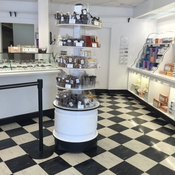 See's Candies - Candy Stores Near Me - San Ramon, California See's Candies - Candy Stores Near Me - San Ramon, California