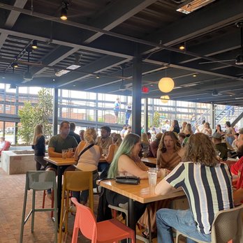 Jackie O's On Fourth - Expansive interior! Levels, 3 bars, all kinda nooks'! - Breweries Near Me - Columbus, Ohio Jackie O's On Fourth - Expansive interior! Levels, 3 bars, all kinda nooks'! - Breweries Near Me - Columbus, Ohio