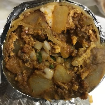 La Bodega Farmers Market - Chorizo breakfast burrito - Grocery Near Me - Camarillo, California