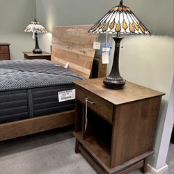 Amish Furniture Gallery - Mid century bedroom set
Amish bedroom set