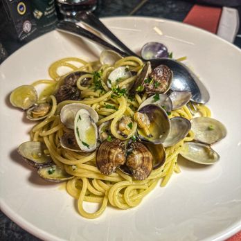 Osteria dell'Oca - Spaghetti alle Vongole Veraci - Roman Near Me - Rome, RM Osteria dell'Oca - Spaghetti alle Vongole Veraci - Roman Near Me - Rome, RM