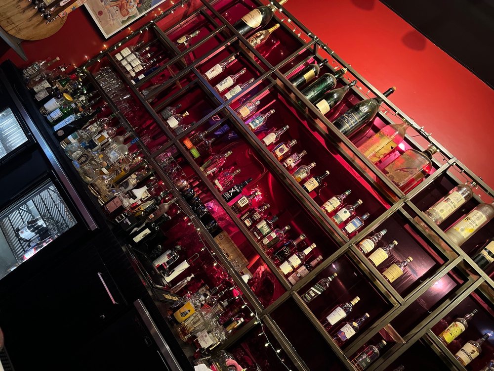 HAVANA’S WINE & CIGAR BAR Updated July 2024 49 Photos & 34 Reviews