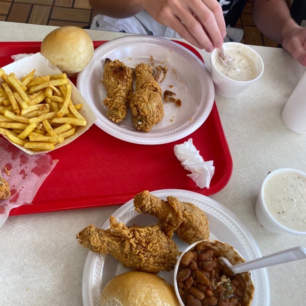 Hartz Chicken Buffet - a man eating a meal - Southern Near Me - Houston, Texas Hartz Chicken Buffet - a man eating a meal - Southern Near Me - Houston, Texas