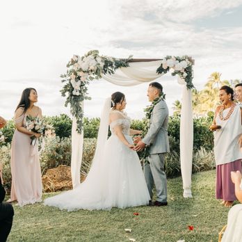 Best Day Ever Hawaii Wedding Planning - Wedding Planning Near Me