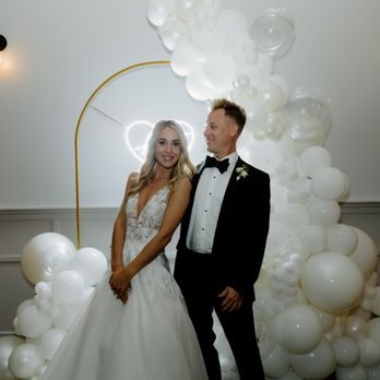 The Balloon Gal - Balloon Services Near Me
