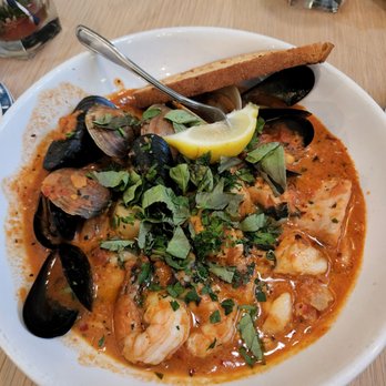 Lure Fish House - Cioppino... Nice but ridiculously spicy - Seafood Near Me - Porter Ranch, California Lure Fish House - Cioppino... Nice but ridiculously spicy - Seafood Near Me - Porter Ranch, California