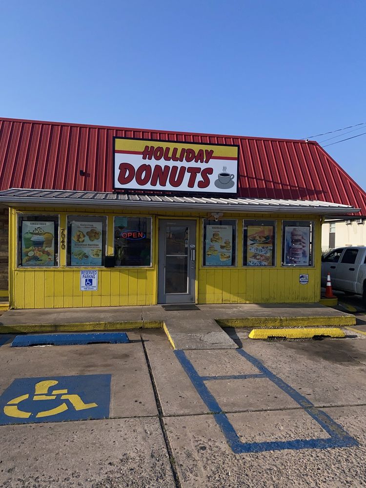 Holliday Donuts Logo