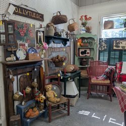 The Blue Crow - Antiquing
