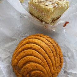 Pan Lourdes Bakery