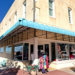 Tres Chic Boutique