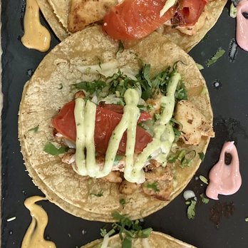 Primos Locos - Pollo tacos - Mexican Near Me - Elmhurst, Illinois