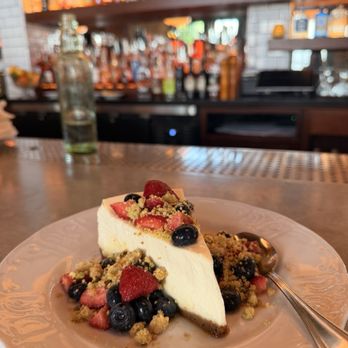 Gin Gin's - Cheesecake - Cocktail Bars Near Me - Grand Rapids, Michigan