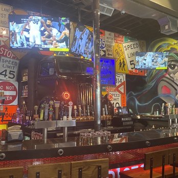 Brgr Stop - Bar with TVs and local art back drop - American Near Me - Fort Lauderdale, Florida