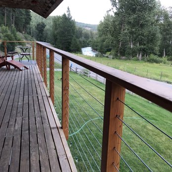 Twisp River Inn - Extended deck looking towards the Twisp River - Bed & Breakfast Near Me - Twisp, Washington