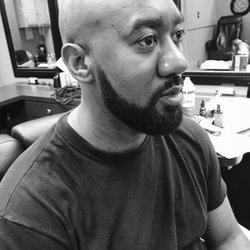 Charles Crawford Master Barber - Straight Razor Head shave and beard trim