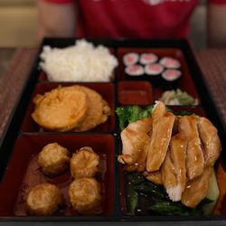 Xaga - Chicken teriyaki dinner bento box