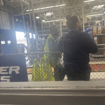 Walmart Auto Care Centers - Tires Near Me - Des Moines, Iowa Walmart Auto Care Centers - Tires Near Me - Des Moines, Iowa