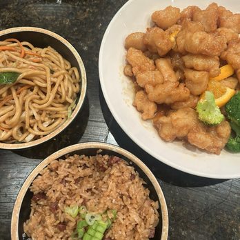 Spicy J's - Szechuan Near Me - Fresno, California