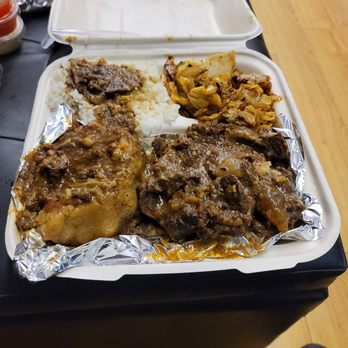 Everything Between Bunzz - Oxtail dinner was an Epic fail. Rice undercooked, oxtails weren't tender enough, and cabbage was nasty as fuck! - Food Trucks Near Me - Oakland, California