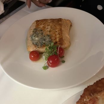 Chophouse 119 - Salmon - Steakhouses Near Me - Hilton Head Island, South Carolina Chophouse 119 - Salmon - Steakhouses Near Me - Hilton Head Island, South Carolina