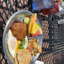 The Lookout Roadhouse - Breakfast Platter