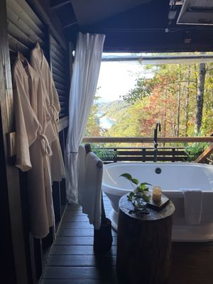 Lakeview at Fontana Soaking Cabana Resort by null