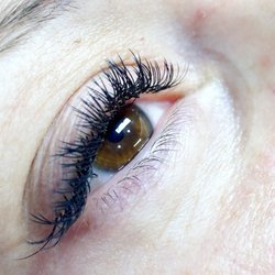 Lash & Wax - Lash extensions done your way