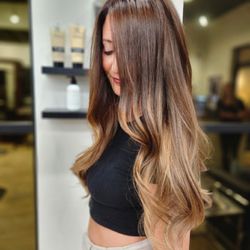 Robert of Philadelphia Salons