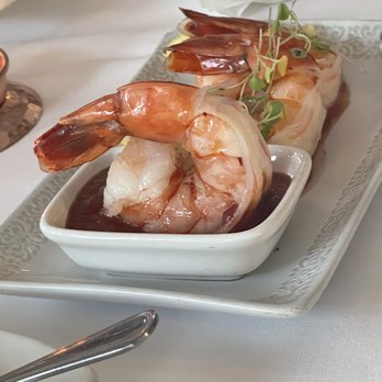 L'Opera - Appetizer. Omg. Have you ever seen a shrimp so big - Italian Near Me - Long Beach, California L'Opera - Appetizer. Omg. Have you ever seen a shrimp so big - Italian Near Me - Long Beach, California