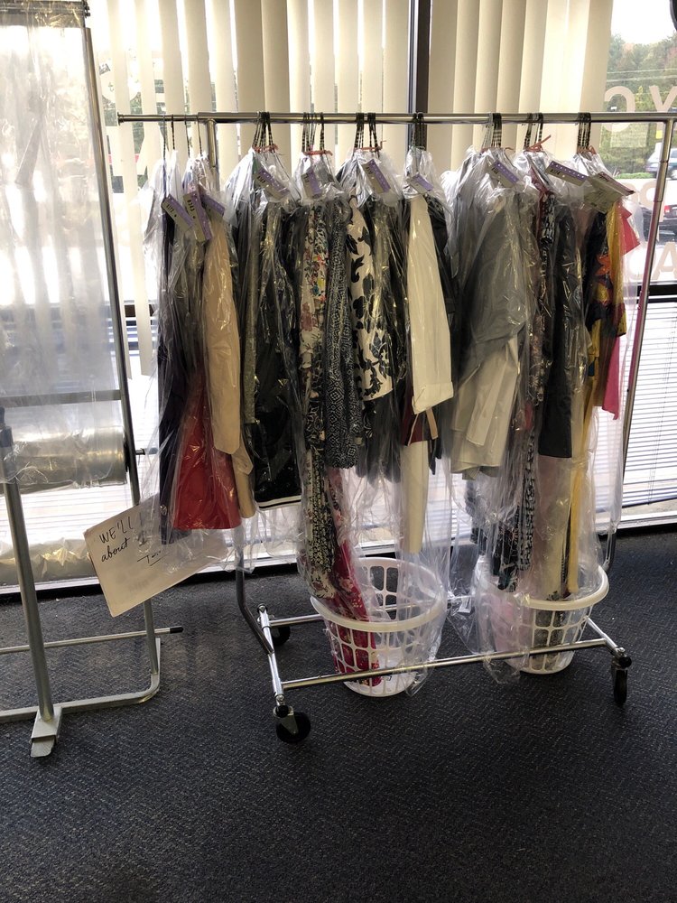 TAMMI’S ALTERATIONS & DRY CLEANING Updated March 2025 7490 Old National Hwy, Atlanta