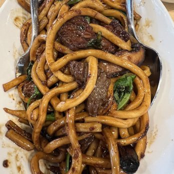 dan modern chinese - short rib dan mein - Dim Sum Near Me - Pasadena, California