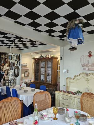 The Britannia Tearooms by null