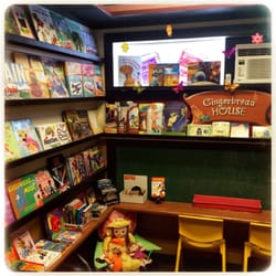 Darlenes Real Swell Toys - Great book room.