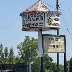 Fun House Pizza & Pub - Funhouse Pizza and pub